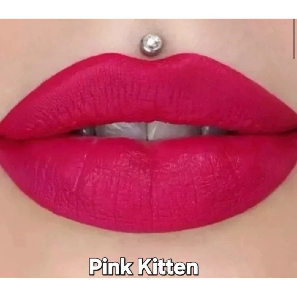 Jeffree Star Cosmetics -‎ Velour Liquid Lipstick - 
